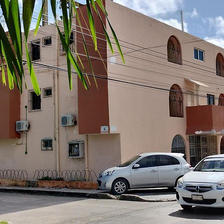 Casa De Huespedes Los Santos Cancun Ngoại thất bức ảnh